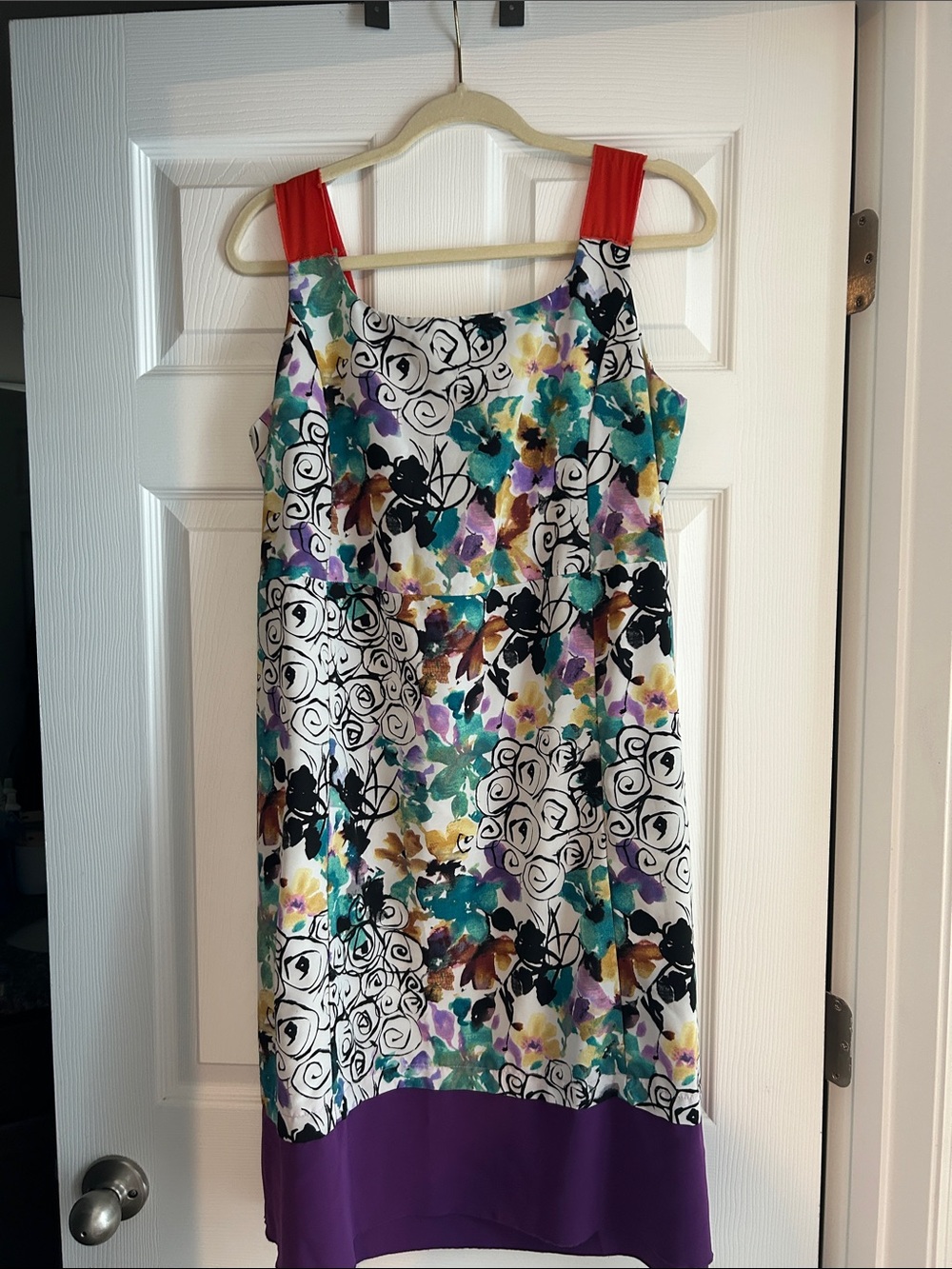 Simply Vera Vera Wang Multicolor Floral Sundress with Red Straps and Purple Hem - Picture 4 of 4